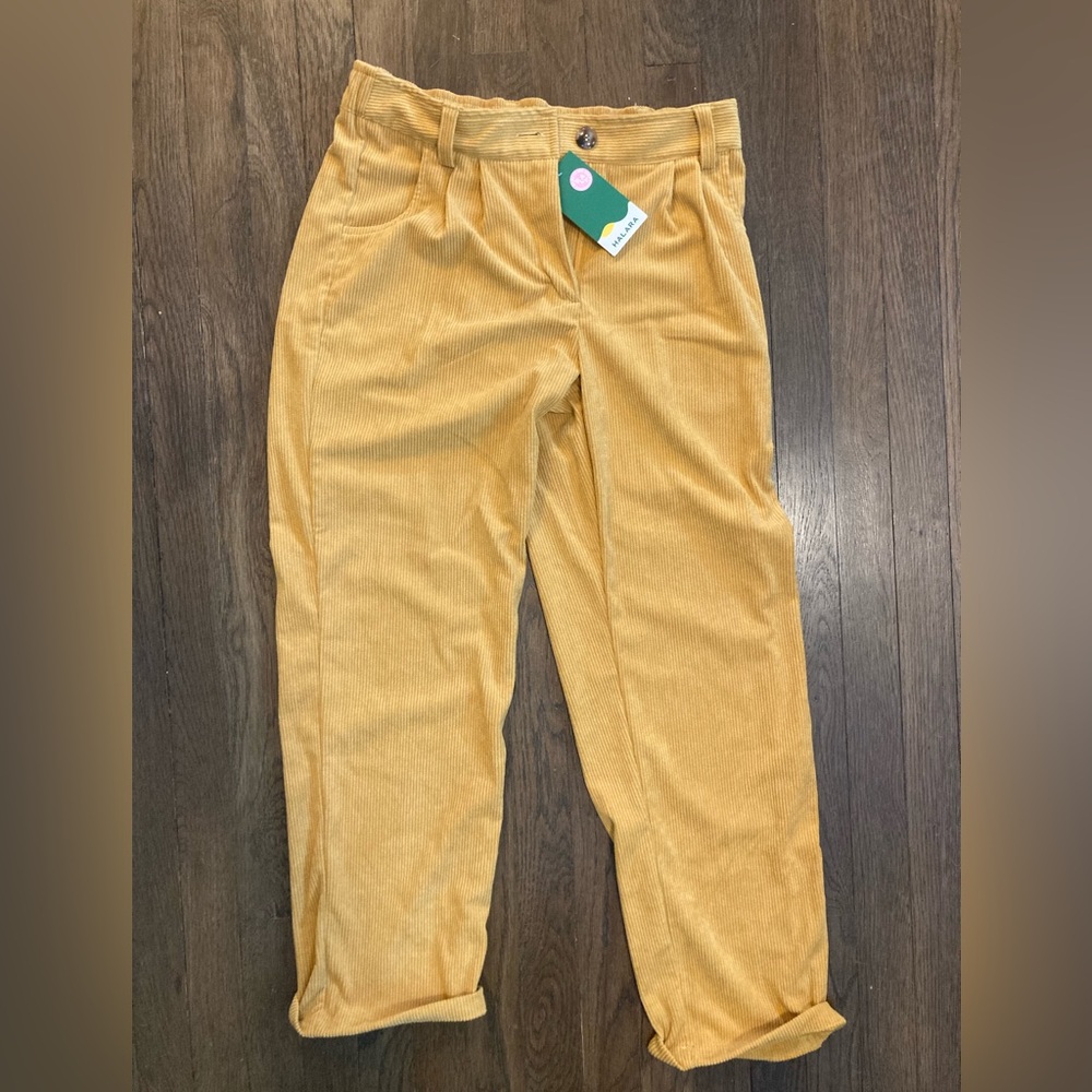 Halara women’s pants - size small - mustard yellow - new with tags